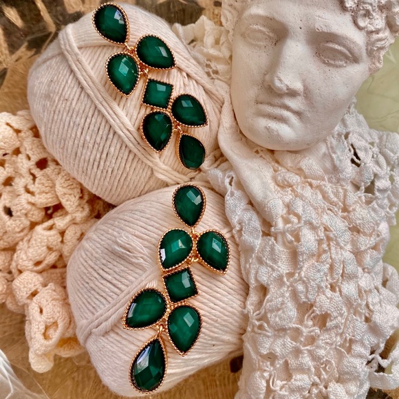 Jewelry - Pair of Emerald Green and Gold Faux Stone Earrings
